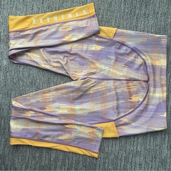 GYMSHARK Limited Edition Sport High Waist Lightweight Breathable Leggings - Picture 9 of 10